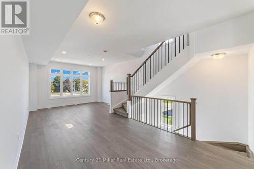 42 - 2140 Trafalgar Road, Oakville (Ro River Oaks), ON - Indoor Photo Showing Other Room