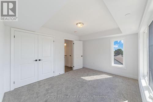 42 - 2140 Trafalgar Road, Oakville (Ro River Oaks), ON - Indoor Photo Showing Other Room