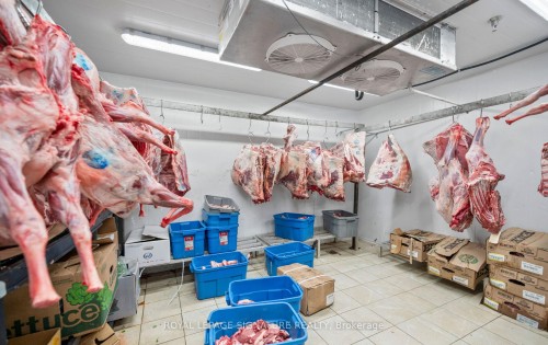 1A-3200 Erin Mills Parkway, Mississauga, ON 