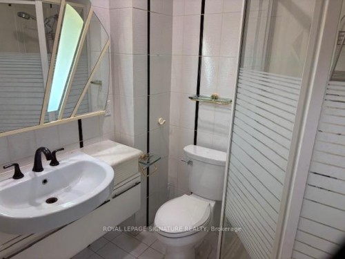 1 Brady Crescent, Toronto, ON 