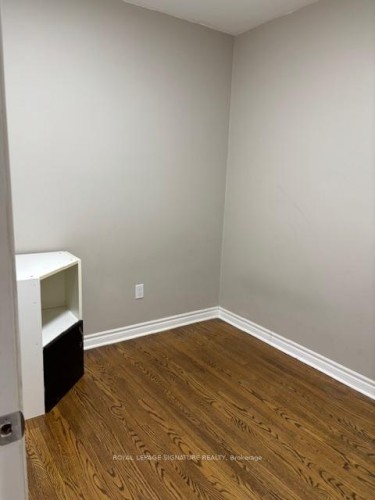 1 Brady Crescent, Toronto, ON 