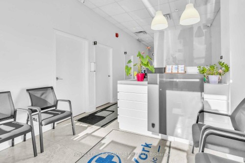 107-1100 Sheppard Avenue E, Toronto, ON 