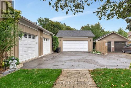 5 - 99 Bridge Street E, Belleville (Belleville Ward), ON - Outdoor With Exterior