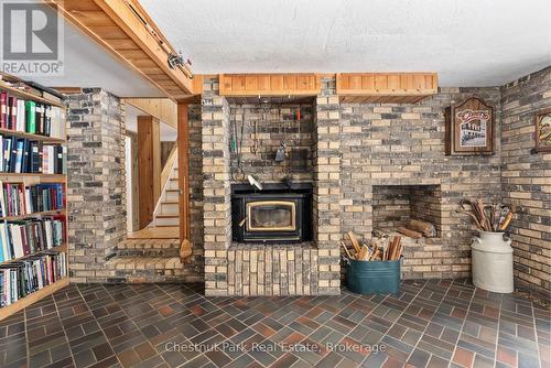 652 North Waseosa Lake Road, Huntsville (Chaffey), ON - Indoor With Fireplace