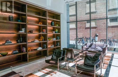 4303 - 38 Grenville Street, Toronto, ON - Indoor