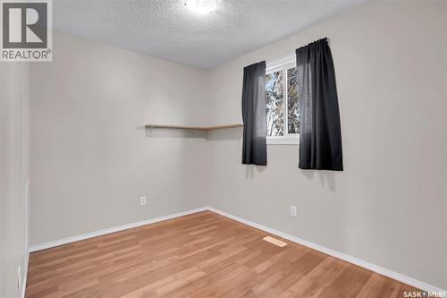 330 Smallwood Crescent, Saskatoon, SK - Indoor Photo Showing Other Room