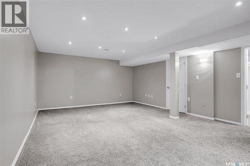 330 Smallwood Crescent, Saskatoon, SK - Indoor