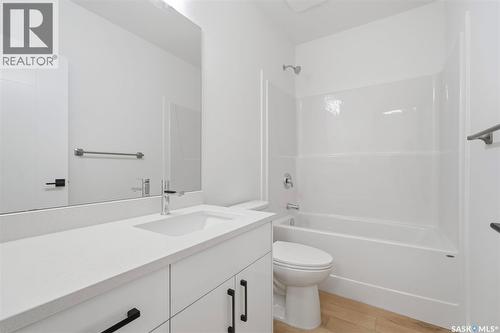 151 Sharma Lane, Saskatoon, SK - Indoor Photo Showing Bathroom