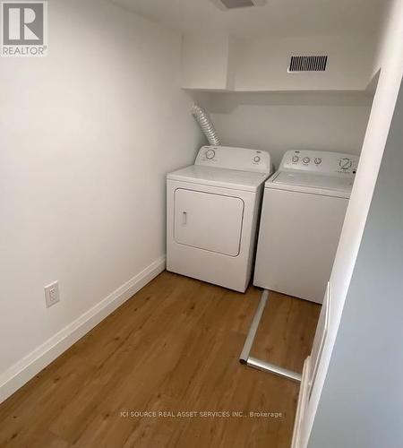 3 - 198 Shaw Street, Toronto, ON - Indoor Photo Showing Laundry Room