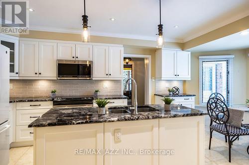 233 Wellington Street, Whitby (Lynde Creek), ON - Indoor Photo Showing Kitchen With Double Sink With Upgraded Kitchen
