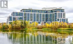 329 - 405 DUNDAS STREET W  Oakville, ON L6M 5P9