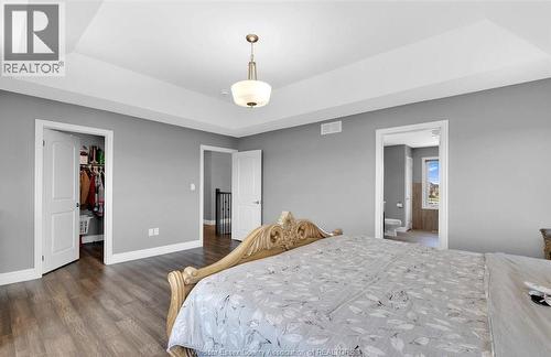 1099 Vincent Crescent, Lakeshore, ON - Indoor Photo Showing Bedroom