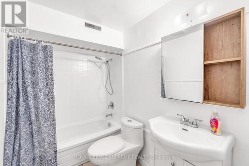 301 Pellatt Avenue, Toronto, ON - Indoor Photo Showing Bathroom