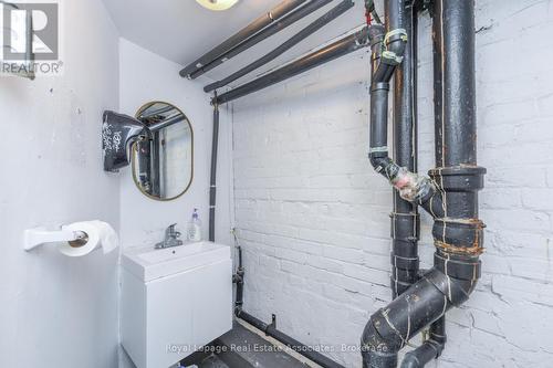 671 Queen Street W, Toronto, ON 