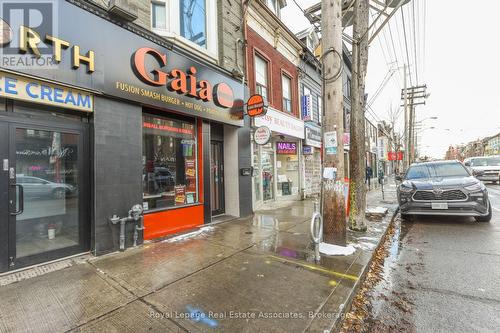 671 Queen Street W, Toronto, ON 