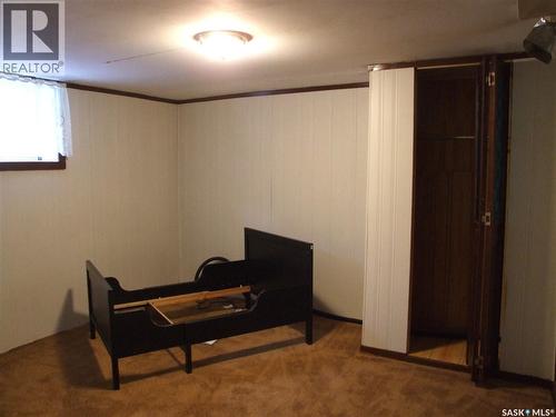 311 3Rd Avenue E, Leader, SK - Indoor Photo Showing Other Room