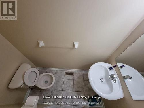 Upper - 6 Rotunda Street, Brampton, ON - Indoor Photo Showing Bathroom