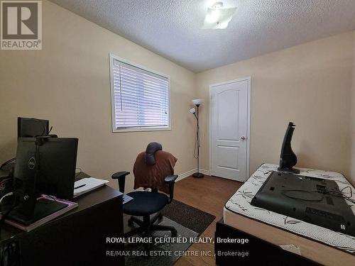 Upper - 6 Rotunda Street, Brampton, ON - Indoor Photo Showing Office