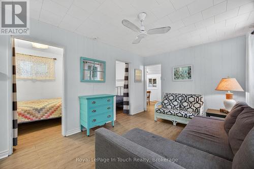 85 Tiny Beaches Road S, Tiny, ON - Indoor