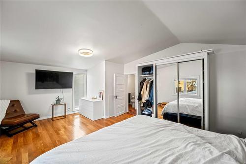 482 Ritchot Street, Winnipeg, MB - Indoor Photo Showing Bedroom