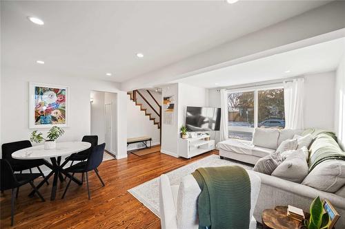 482 Ritchot Street, Winnipeg, MB - Indoor Photo Showing Living Room