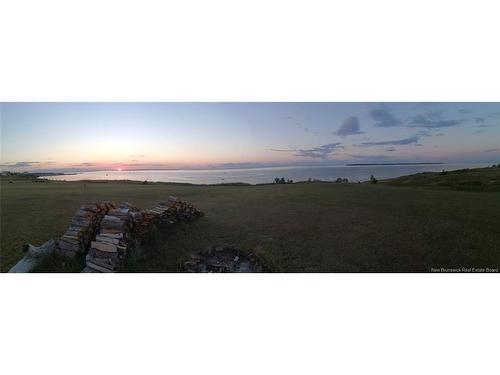 223 Boul St-Pierre E. Blvd, Caraquet, NB 