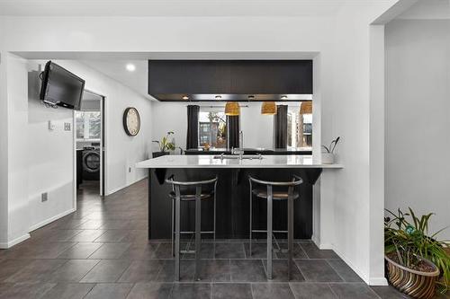 34 Birkenhead Ave, Winnipeg, MB 