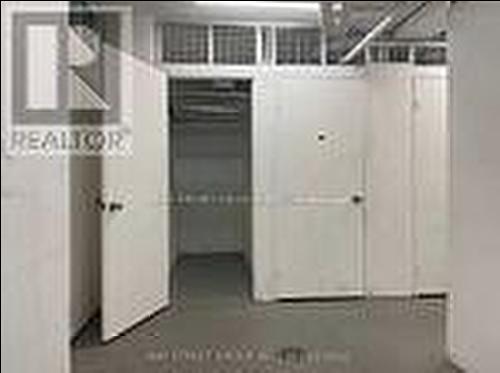 1003 - 35 Balmuto Street, Toronto, ON - Indoor