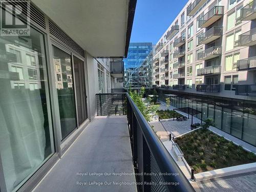 large coner balcony - 231 - 2450 Old Bronte Road, Oakville (Wm Westmount), ON - Outdoor