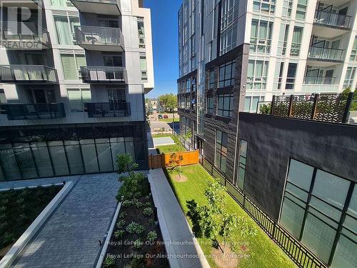 231 - 2450 Old Bronte Road, Oakville (Wm Westmount), ON - Outdoor