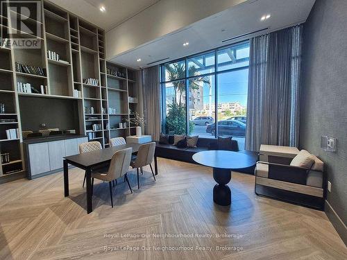 Loby - 231 - 2450 Old Bronte Road, Oakville (Wm Westmount), ON - Indoor