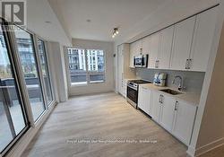 Open kitchen / family rm. - 