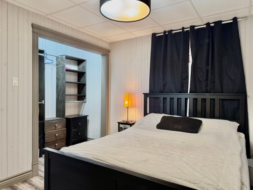 Sous-sol - 8 Ch. De La Pointe-Basse, Les Îles-De-La-Madeleine, QC - Indoor Photo Showing Bedroom