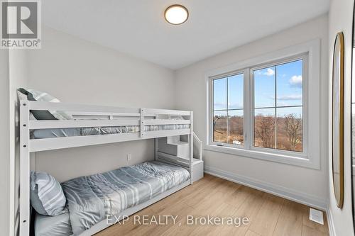 2580 Sheffield Boulevard, London South (South U), ON - Indoor Photo Showing Bedroom
