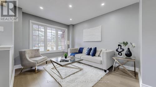 942 Port Union Road, Toronto, ON - Indoor Photo Showing Living Room