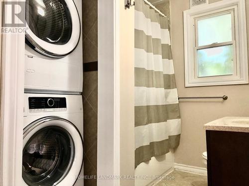 Main - 529 Third Line, Oakville, ON - Indoor Photo Showing Laundry Room