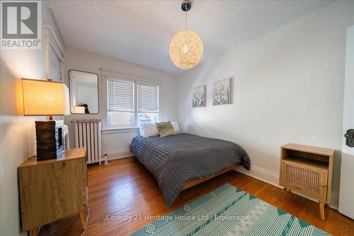 184 Weber Street E, Kitchener, ON - Indoor Photo Showing Bedroom