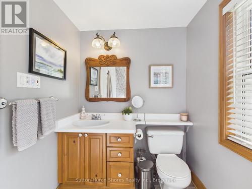 668 Gustavus Street, Main Floor 4pc Washroom - 662, 668 Gustavus Street, Saugeen Shores, ON 