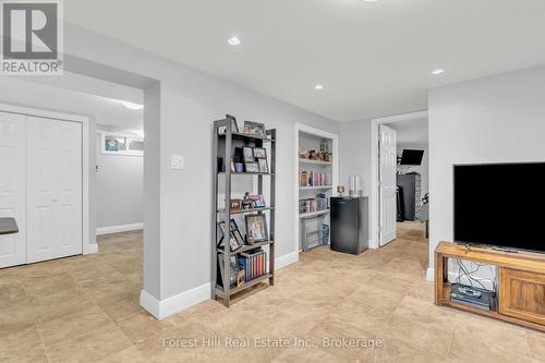 239 Clarke Street N, Woodstock (Woodstock - North), ON - Indoor