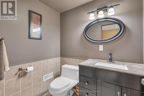 8 Rushton Road, Georgina, ON - Indoor Photo Showing Bathroom