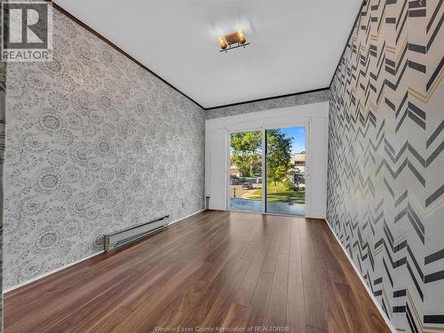 762 Victoria Avenue, Windsor, ON - Indoor Photo Showing Other Room