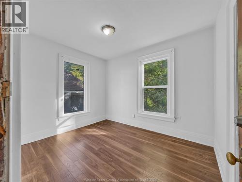 762 Victoria Avenue, Windsor, ON - Indoor Photo Showing Other Room