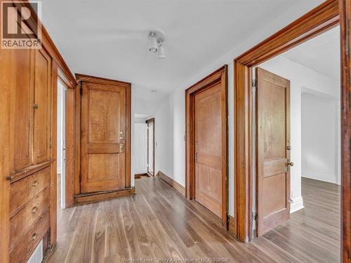 762 Victoria Avenue, Windsor, ON - Indoor Photo Showing Other Room
