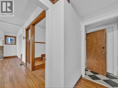 762 Victoria Avenue, Windsor, ON - Indoor Photo Showing Other Room