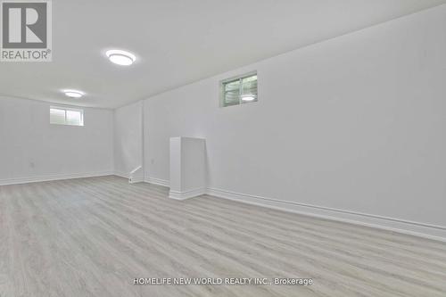 94 Weldrick Road E, Richmond Hill, ON - Indoor Photo Showing Other Room