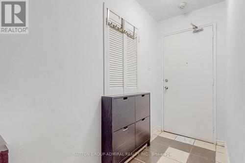 Main entrance foyer with a short hallway - 209 - 2245 Eglinton Avenue E, Toronto, ON - Indoor Photo Showing Other Room