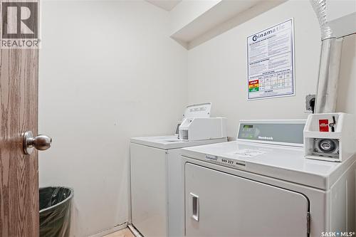 201 423 4Th Avenue N, Saskatoon, SK - Indoor Photo Showing Laundry Room