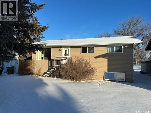 504 Bemister Avenue W, Melfort, SK - Outdoor