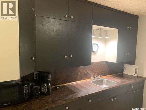 504 Bemister Avenue W, Melfort, SK - Indoor Photo Showing Kitchen