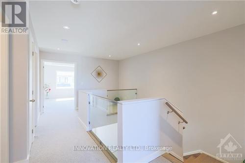 902 Chipping Circle, Ottawa, ON - Indoor Photo Showing Other Room